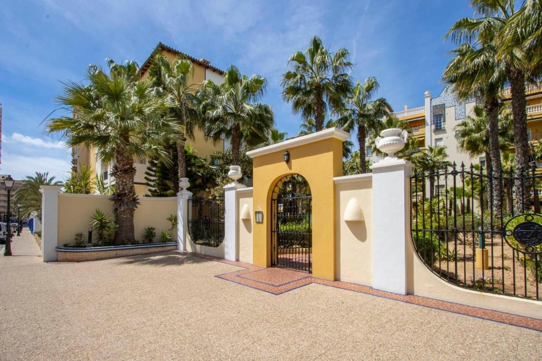 Aldea Del Mar Buganvilla Apartament Τορεβιέχα Εξωτερικό φωτογραφία
